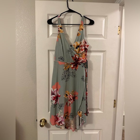 Express Spring dress - Picture 2 of 2
